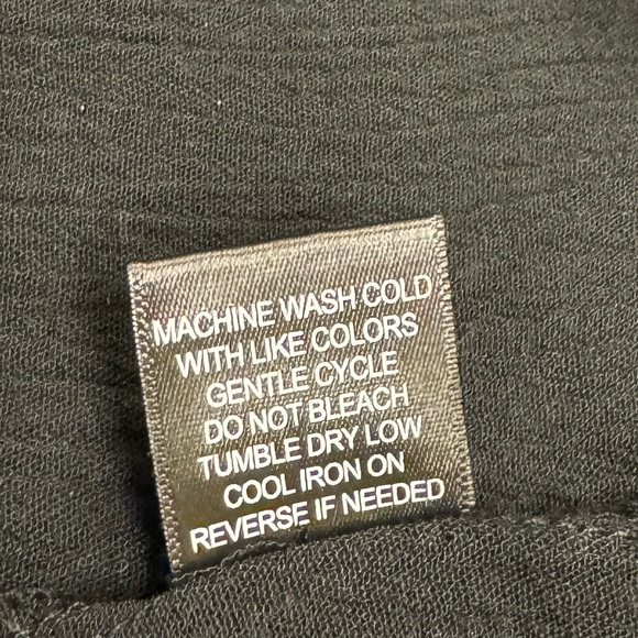 Embroidered Gauze Blouse with Flutter Sleeves by Cure - Picture 8 of 8